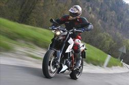 KTM duke 690 R