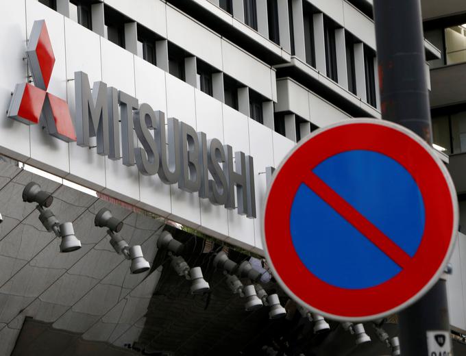 Vodstvo Mitsubishija letos pričakuje izgubo v višini 1,3 milijarde evrov. | Foto: Reuters
