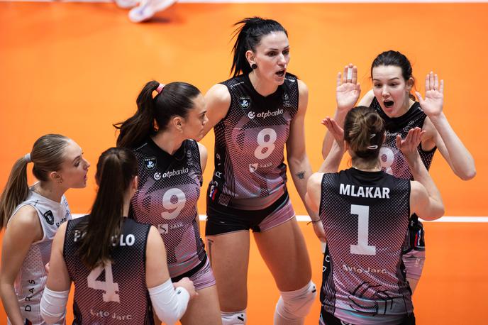 OTP banka Branik - Bielsko-Biala | Mariborčanke so zanesljivo, s 3:0 premagale še Ankarančanke. | Foto Jure Banfi