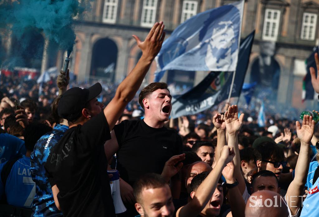 Neapelj Napoli
