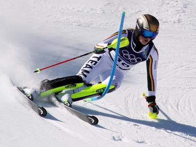 Mali kristalni globus oddan, odprt pa je boj za velikega