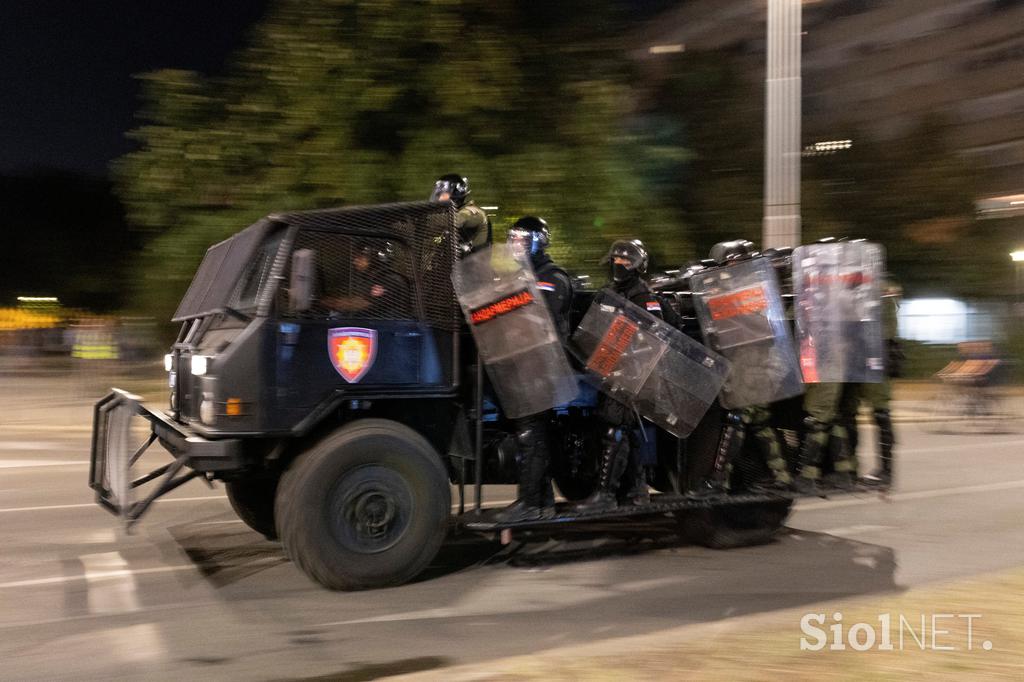 Protesti v Srbiji
