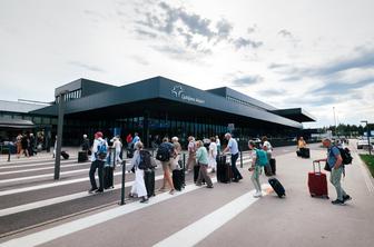 Prek terminala A na Brniku v petih letih 6,4 milijona potnikov
