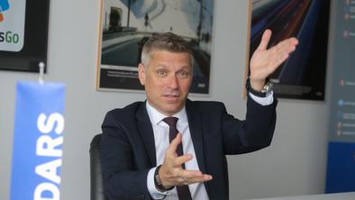 Dars pojasnjuje: cene vinjet, novo merjenje hitrosti, kdaj tretji pas?