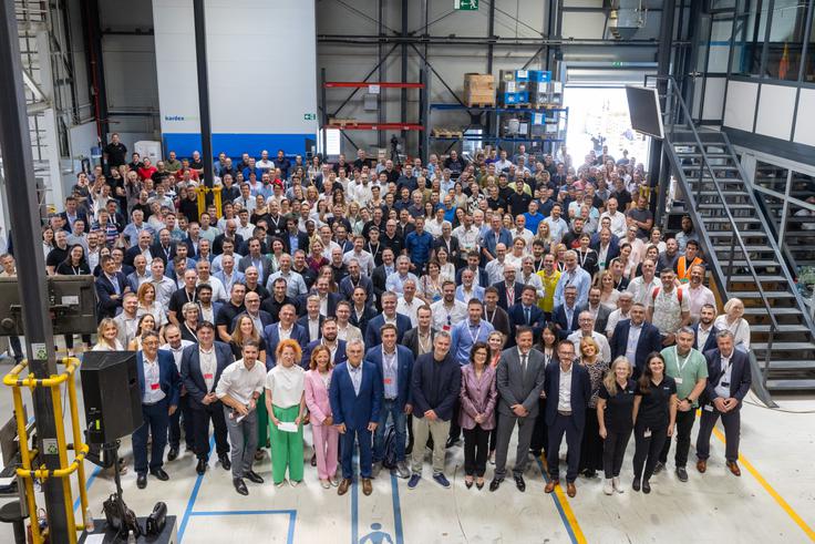 Danfoss Trata skupinska fotografija | Foto: Danfoss Trata
