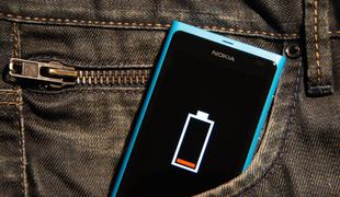 Pet mitov o baterijah pametnih telefonov, ki jim ne smete verjeti