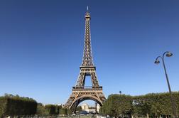 Pariz s slovesnostmi zaznamuje četrto obletnico terorističnih napadov