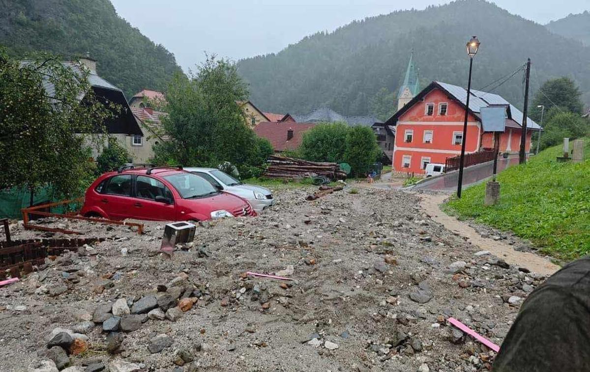 Posledica današnjega močnega deževja v Črni na Koroškem | Posledice popoldanskega močnega deževja v Črni na Koroškem. | Foto Meteoinfo Facebook / Andrej Polanšek