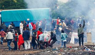 V Tanzaniji na protestih po navedbah opozicije ubitih približno 700 ljudi #video