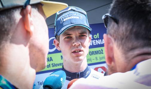 Jakob Omrzel: nadarjeni slovenski mladenič piše svojo pot