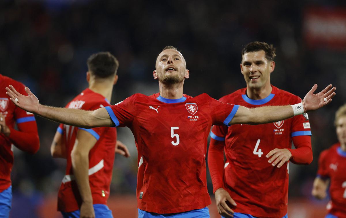 češka nogometna reprezentanca | Češki nogometaši so zaradi obnašanja po zmagi ostali brez premij. | Foto Reuters