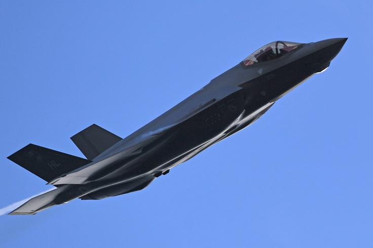 Britanci naj bi uporabili bojna letala F-35 tudi za morebitne jedrske operacije. Fotografija F-35 je simbolična. | Foto: Guliverimage