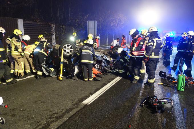 Posledice prometne nesreče na dolenjski avtocesti | Foto: PGD Grosuplje