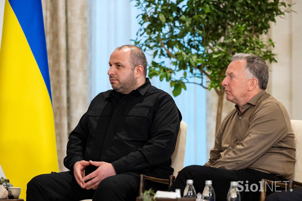 Pogajanja v Abu Dabiju