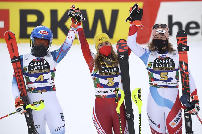 Zmagovalna trojka na zadnjem slalomu sezone 2020/2021. | Foto: AP / Guliverimage