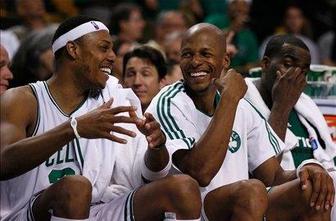 Boston vodi že s 3:0