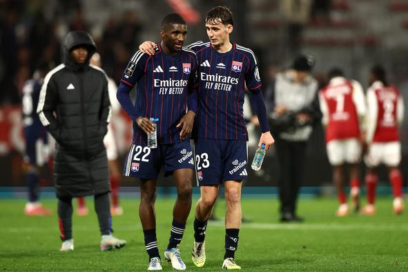 Lens se je povzpel na tretje mesto, Paul Pogba bo moral še malce počakati