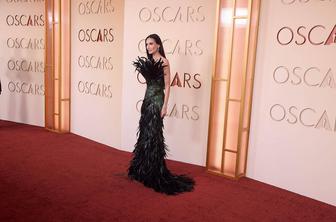 Zelena barva večera in glamur: modni pregled rdeče preproge Oskarjev