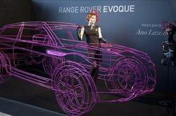 Victoria Beckham in Anđa Marić – "EVOQUE dekleti"