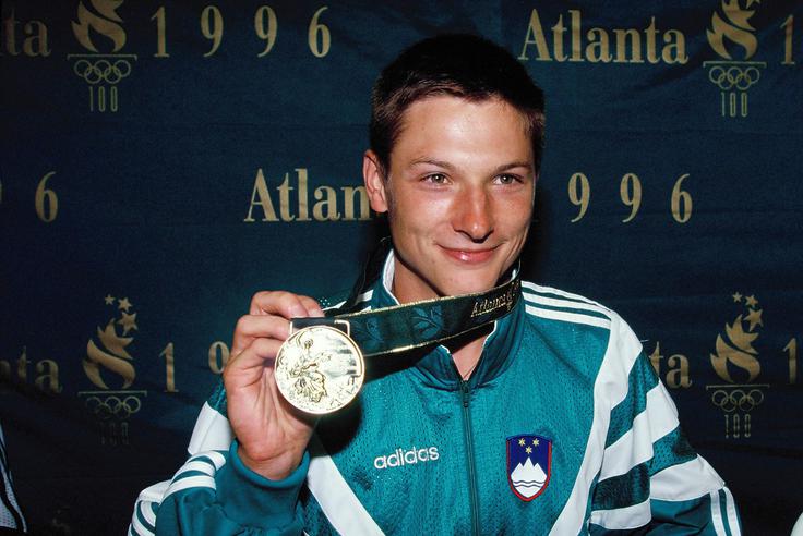 Andraž Vehovar s srebrno olimpijsko medaljo leta 1996 | Foto: Aleš Fevžer