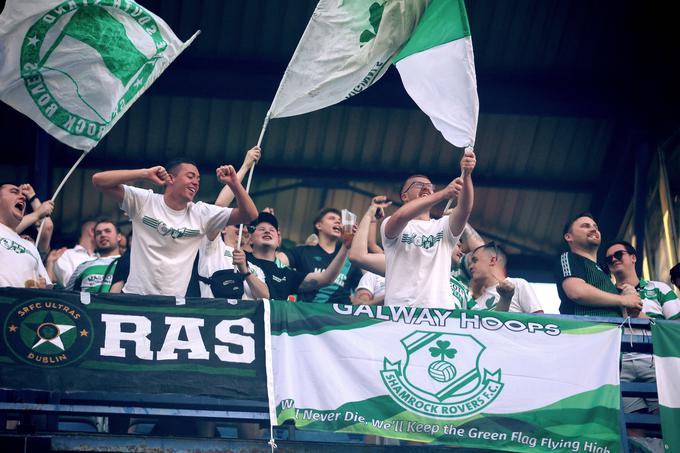 V četrtek prihajajo v Celje tudi navijači irskega prvaka Shamrock Rovers. | Foto: Guliverimage