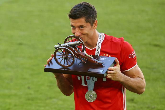 Robert Lewandowski | Robert Lewandowski je še četrtič postal najboljši nogometaš v Nemčiji. | Foto Reuters