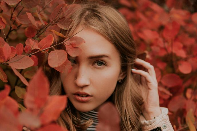 ženska, dekle, jesen | Foto Unsplash