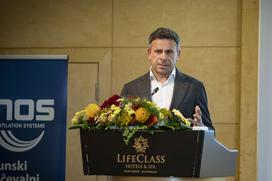 Posvet Poslovanje z nepremičninami