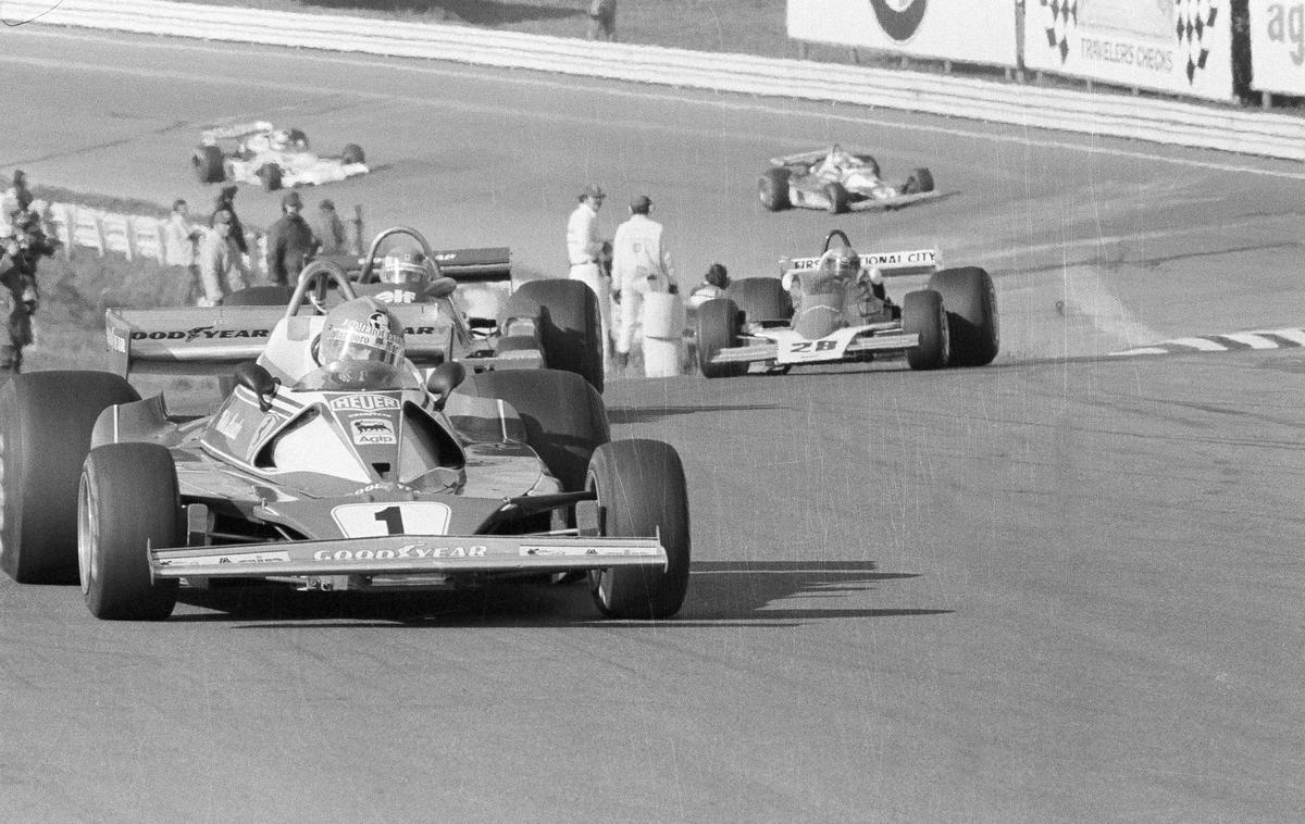 Watkins Glen | Jodi Scheckter in James Hunt sta se v Watkins Glenu za zmago borila leta 1976. | Foto Guliver Image