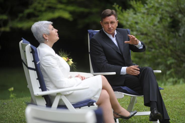 Sporazum o arbitraži sta novembra 2009 podpisala tedanji premier Borut Pahor in njegova hrvaška kolegica Jadranka Kosor.  | Foto: Matej Leskovšek