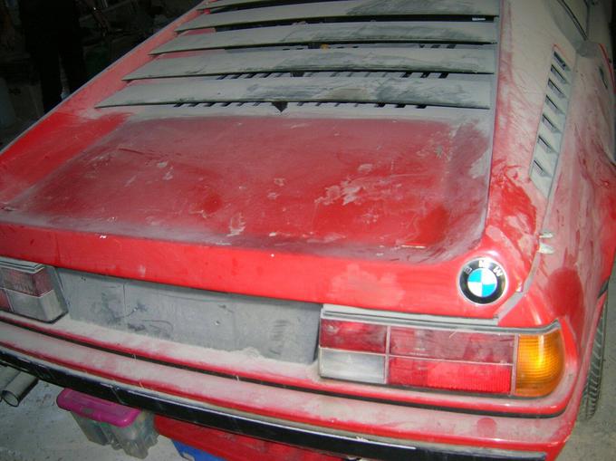 Pozabljeni BMW M1 bo kmalu znova rojen in z novimi lastniki ga zagotovo čaka svetlejša prihodnost. | Foto: Mint Classics