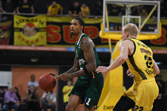 Cedevita Olimpija : Aris Eurocup | Cedevita Olimpija je prišla do četrte zmage v Eurocupu. | Foto Tine Ružič/Cedevita Olimpija