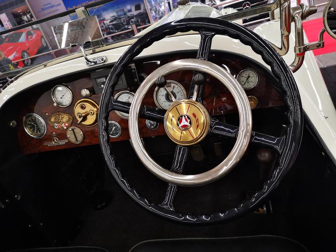 Auto Unionov roadster horch-werke iz leta 1940. Prodajajo ga za 920 tisoč evrov. | Foto: Gregor Pavšič