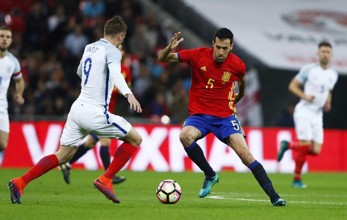 Sergio Busquets je za Španijo zbral že 123 nastopov. | Foto: Reuters