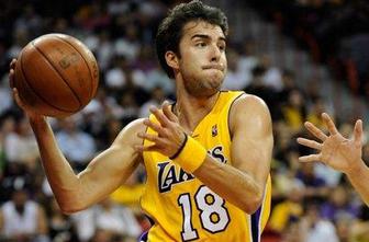 Nesojena reprezentanta drug proti drugemu