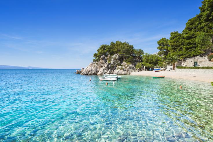 Na Hrvaškem se temperatura morja v poletnih mesecih giblje okoli 25 stopinj Celzija. | Foto: Shutterstock