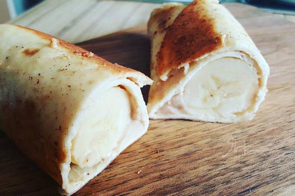 Hitra sladica: banana v tortilji