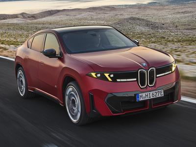 Med iX3 in iX5 prihaja še BMW iX4: kaj zmore ta kupejevski SUV “neue klasse”?