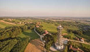 Madžarska brez vednosti Slovenije kupila nepremičnine v Lendavi