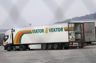 Upniki Viator & Vektor Logistike naj bi že odvažali tovornjake