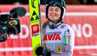 V težkih pogojih prva zmaga Marujame, najboljša Slovenka Nika Vodan