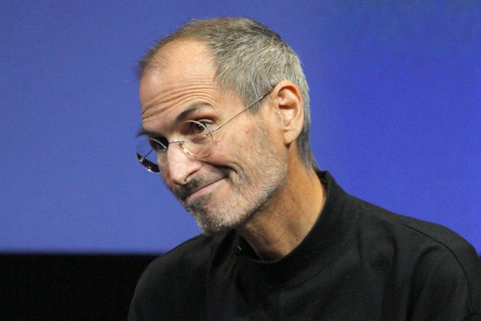Steve Jobs ni preveč maral Microsofta, saj je njegov Apple z njim dolgo tekmoval za naklonjenost uporabnikov osebnih računalnikov.  | Foto: Apple