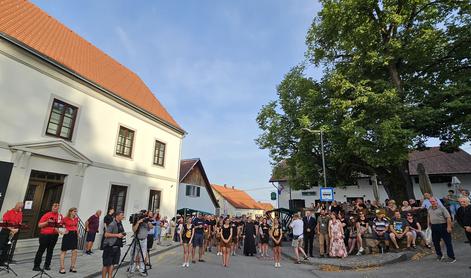 Alfi Nipič je v kraju, kjer živi že skoraj 50 let, dobil svoj muzej #video