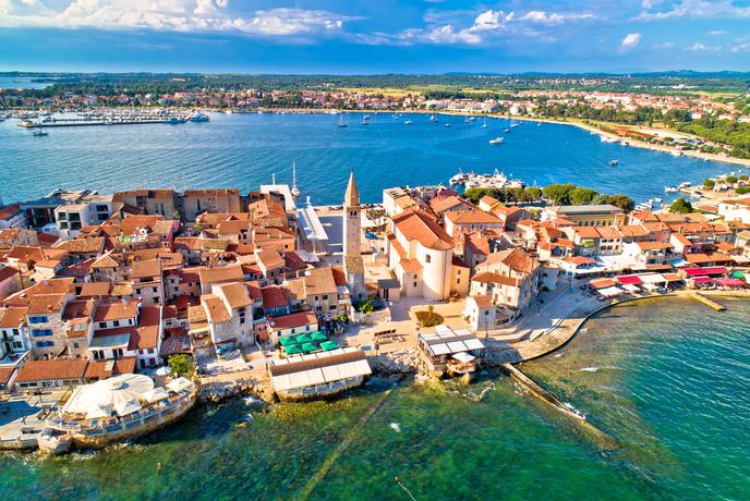 Kam na izlet: v Umag na kosilo, sprehod in glasbeni festival