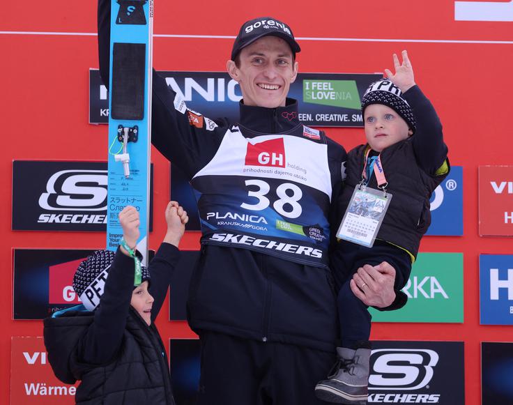 Legenda slovenskih smučarskih skokov Peter Prevc se je letos poslovil od aktivne kariere. | Foto: Reuters