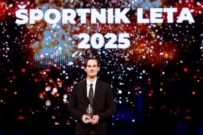 Domen Prevc | Za Domnom Prevcem je rezultatsko odlično leto. | Foto Aleš Fevžer