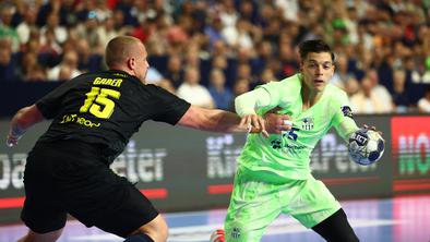 Magdeburg petič prvak, Ovniček in Gaber do brona