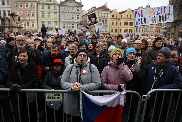 protesti v Pragi | Foto: Reuters