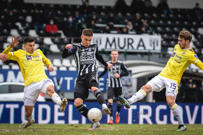 Mura Maribor | Mura in Maribor sta se v derbiju kroga razšla brez zmagovalca. | Foto Blaž Weindorfer/Sportida