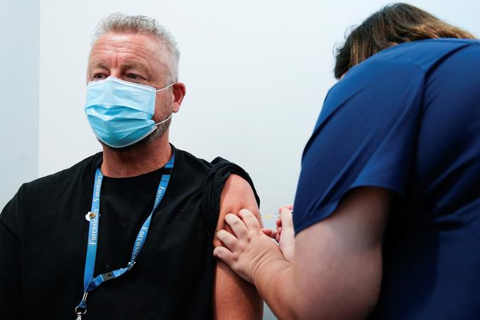 Ta teden bodo v Avstraliji predvidoma razdelili 60 tisoč odmerkov cepiva proti bolezni covid-19. | Foto: Reuters